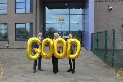 teachers with balloons